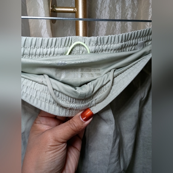 all In Motion Men's Lined 9" Run Shorts XXL - Picture 9 of 12